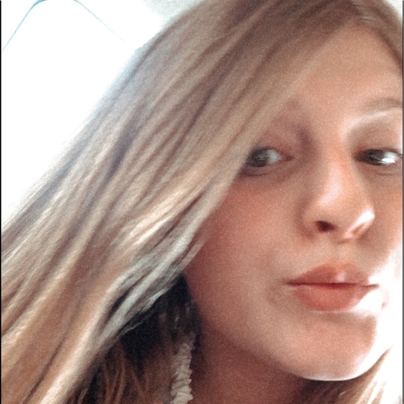 Meet your Posher, Maya - Picture 1 of 1